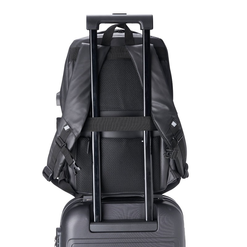 Mochila Couro Sintético USB 20 Litros Personalizada